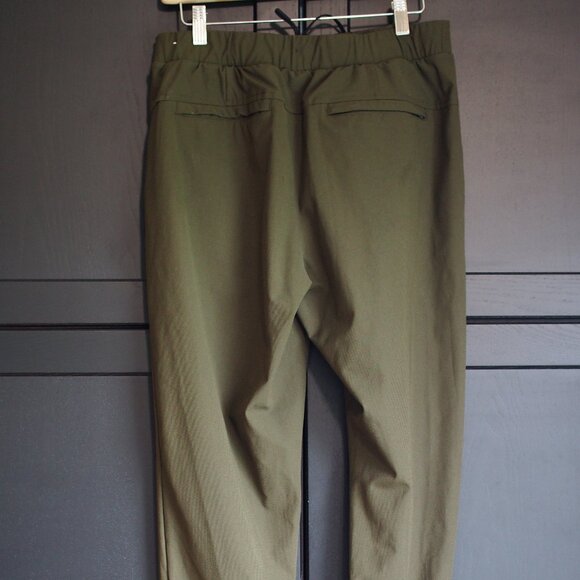 Old Navy Hybrid Pants, Army green - Picture 3 of 6